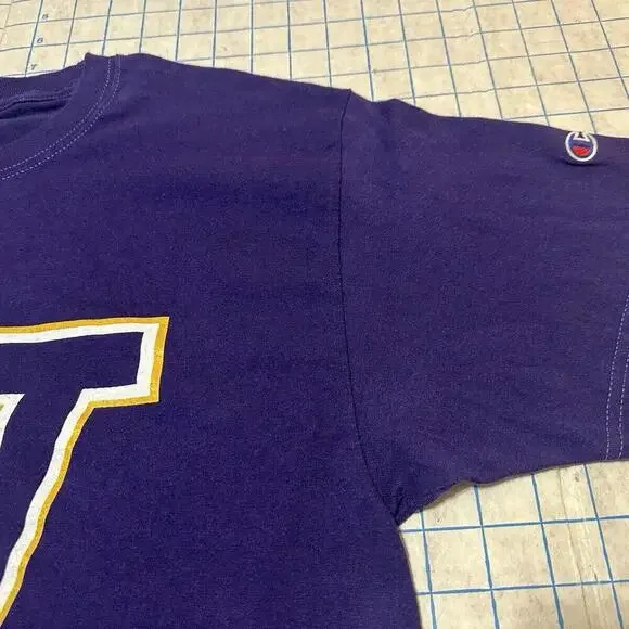 UW Washington Huskies Purple 80’s Wolf T-Shirt Men’s Size Large Y2K VTG Champion - Picture 4 of 13